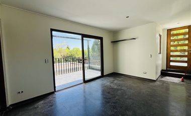 Casa en Arriendo en Colegio Lyncon