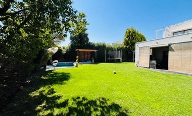 Casa en Arriendo en Colegio Lyncon