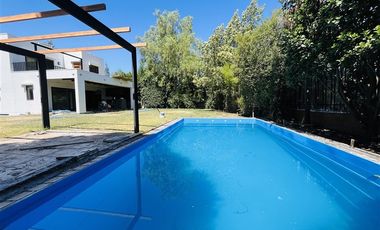 Casa en Arriendo en Colegio Lyncon