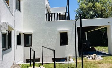 Casa en Arriendo en Colegio Lyncon