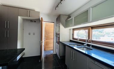 Casa en Arriendo en Colegio Lyncon