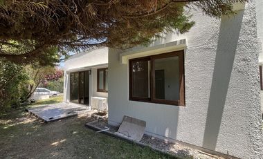 Casa en Arriendo en Colegio Lyncon