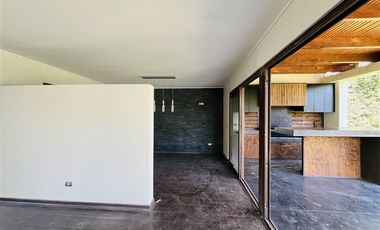 Casa en Arriendo en Colegio Lyncon