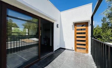 Casa en Arriendo en Colegio Lyncon