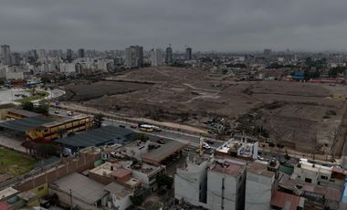 Vendo quinta como terreno en jirón Chamaya – Breña.