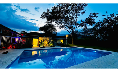 Casa campestre piscina privada  condominio Sopetran