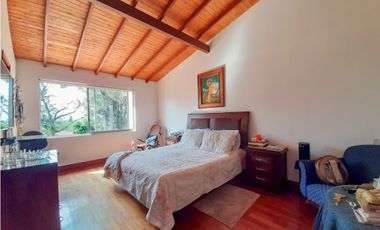 Casa en Arriendo en Envigado Loma del Escobero