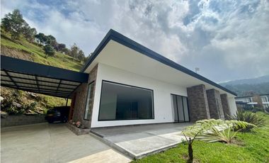 Casa en Arriendo Envigado  El Salado