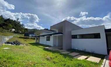 Casa en Arriendo en Envigado  Peñasco