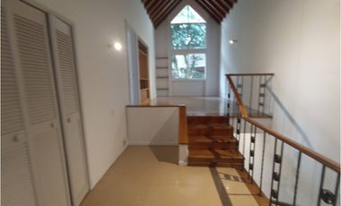 Casa Dúplex en Arriendo Medellín  Poblado 