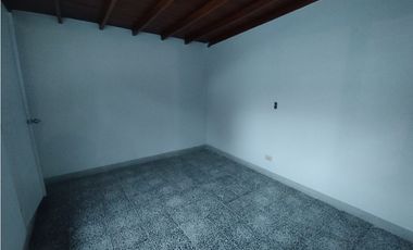 Casa Comercial en Arriendo Medellin Velodromo