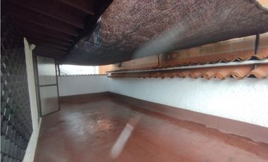 Casa Comercial en Arriendo Medellin Velodromo