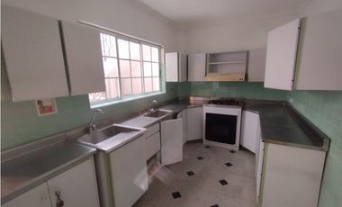 Casa Comercial en Arriendo Medellin Velodromo