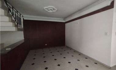 Casa Comercial en Arriendo Medellin Velodromo