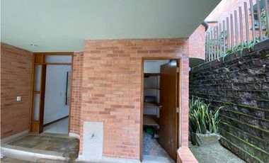 Casa en Arriendo en Sabaneta  Aves Maria