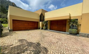 Casa en arriendo en Medellín  Palmas