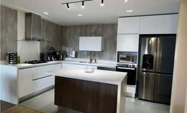 Apartamento en Arriendo en Envigado  Loma de las Brujas