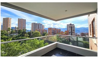 Venta de apartamento en El Poblado loma los balsos  Medellin ✅