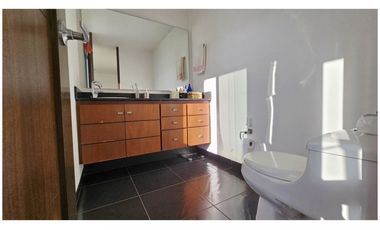 Venta de apartamento en El Poblado loma los balsos  Medellin ✅