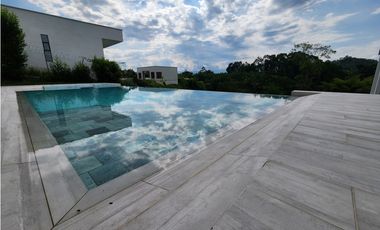 Casa de lujo nueva🔥 en condominio, Combia, Pereira