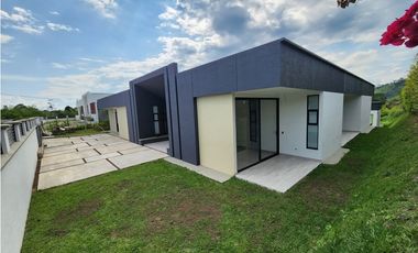 Casa de lujo nueva🔥 en condominio, Combia, Pereira