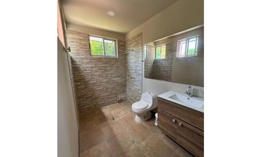 🌿 Renta Casa Campestre en Condominio, Combia