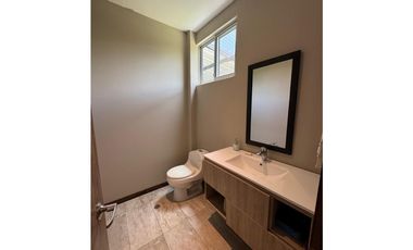 🌿 Renta Casa Campestre en Condominio, Combia