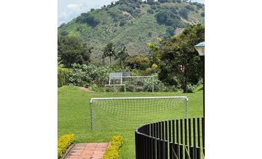 🌿 Renta Casa Campestre en Condominio, Combia