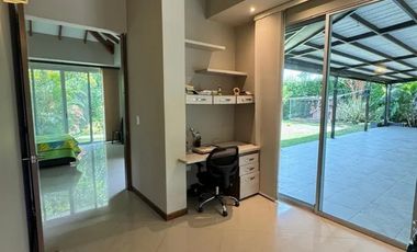 🌿 Renta Casa Campestre en Condominio, Combia