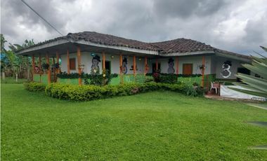 ¡Granja Productiva en EN EL EJE CAFETERO