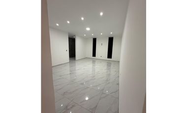 CASA CAMPESTRE PARA TERMINAR A TU GUSTO – A 3 MINUTOS DE ALCAL ✨