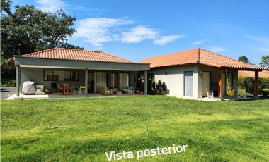 Espectacular Casa Campestre en Combia, Pereira