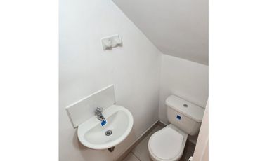 ARRIENDO LOCAL EN SANTA LUCIA