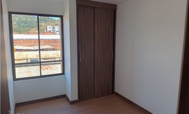 Apartamento en venta en La Ceja, Antioquia.