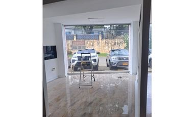 LOCAL 170M2  ALQUILER - CIUDAD JARDIN - SUR  CALI