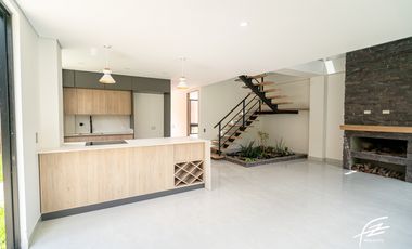 CASA EN VENTA EN EL RETIRO, ANTIOQUIA