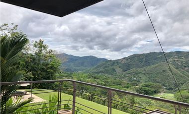 SE ARRIENDA X NOCHE CASA EN MESA DE YEGUAS