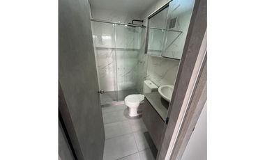 SE ARRIENDA APARTAMENTO EN AQUA HILLS NUEVO PARA ESTRENAR