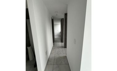 SE ARRIENDA APARTAMENTO EN AQUA HILLS NUEVO PARA ESTRENAR