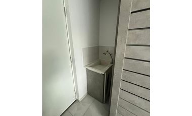 SE ARRIENDA APARTAMENTO EN AQUA HILLS NUEVO PARA ESTRENAR