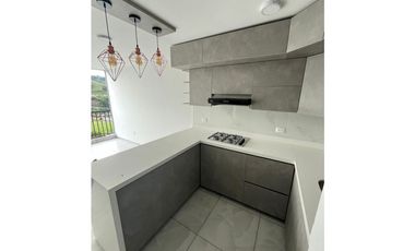 SE ARRIENDA APARTAMENTO EN AQUA HILLS NUEVO PARA ESTRENAR