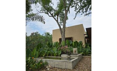 SE ARRIENDA X NOCHE CASA EN VILLETA  375M2