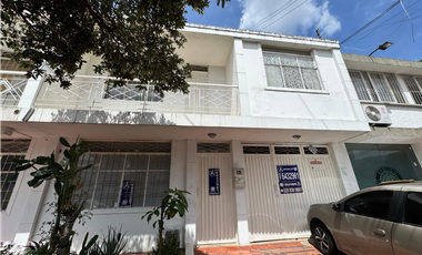 SE ARRIENDA HERMOSA CASA EN CABECERA/BUCARAMANGA