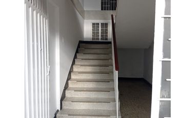 SE ARRIENDA HERMOSA CASA COMERCIAL EN SAN FRANCISCO