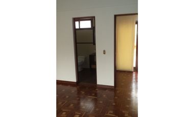 CASA PARA ARRENDAR EN EL POBLADO (LA CALERA)