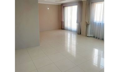 Los Alamos, Hermoso Departamento en Renta, 150m2