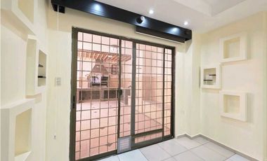 Vendo Casa en ciudad del sol, remodelada 4 habitaciones