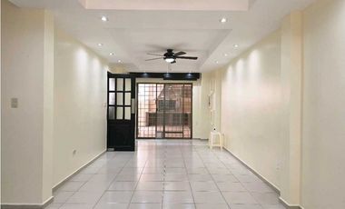 Vendo Casa en ciudad del sol, remodelada 4 habitaciones