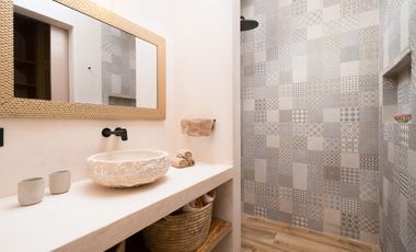 LUJOSA VILLA BOHEMIA