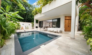 LUJOSA VILLA BOHEMIA